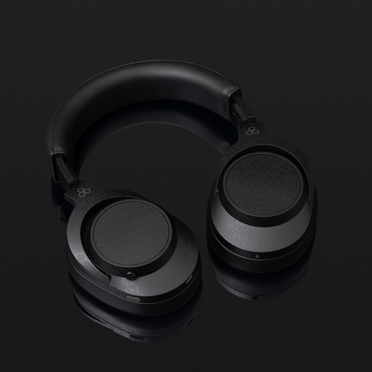 【ほぼ新品】final UX5000 Final Audio UX5000 Closed-Back Headphones | Audio46