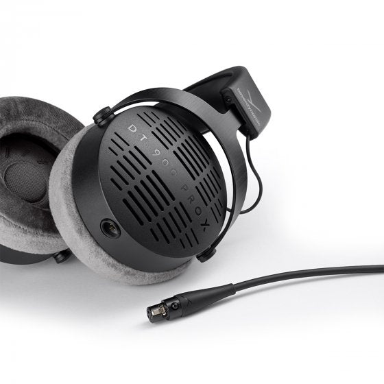Beyerdynamic DT 900 PRO X Review