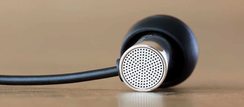 Fones de ouvido de alta resolução com graves balanceados – Revisão final do fone de ouvido E3000
