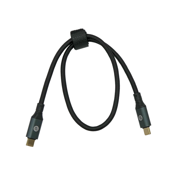 Strauss & Wagner Bari USB-C to USB-C 3.2 20Gbps Data and Charging Cable - Thumbnail 3