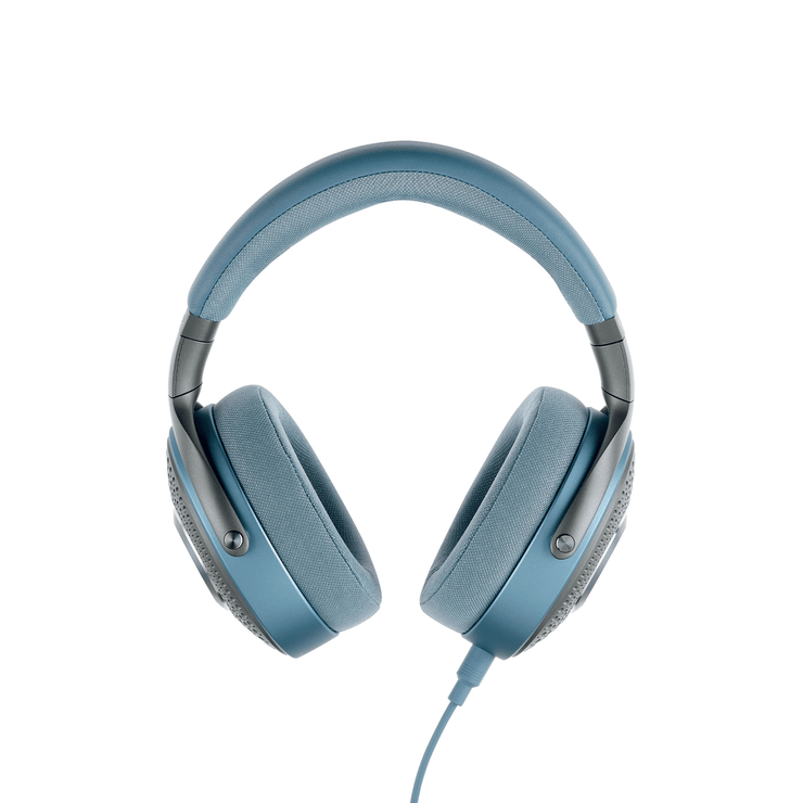 Focal Azurys Closed-back Headphones (Open Box) | Audio46 Focal Azurys Closed-back Headphones (Open Box) | Audio46
