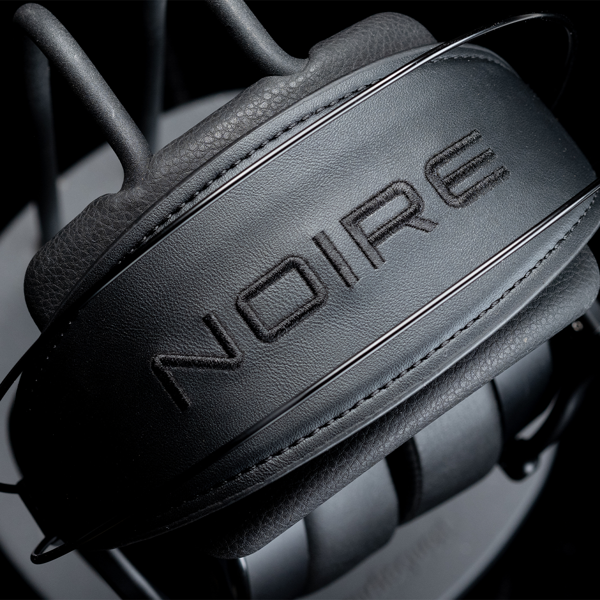 Dan Clark Audio Noire X Closed-Back Planar Headphones | Audio46