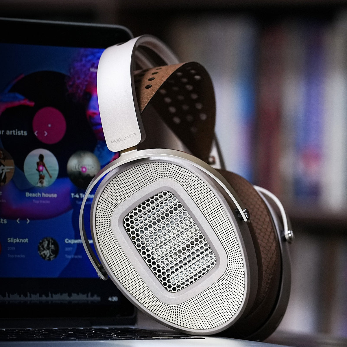 Hifiman HE1000 WiFi Open-Back Planar Headphones with Bluetooth | Audio46