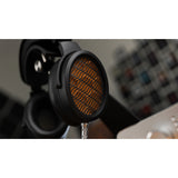 Sistema de Referência Eletrostático Warwick Acoustics APERIO GoldenSound Edition