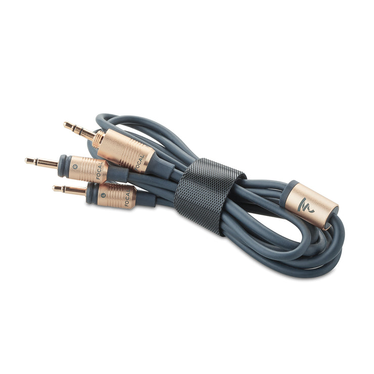 Focal Celestee Closed-Back Headphones - Discontinued | Audio46